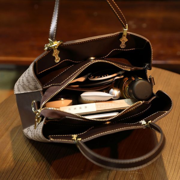 Printed luxury handbag - Image 2